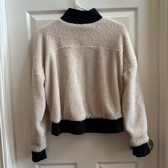 Fabletics jacket - Picture 2 of 12